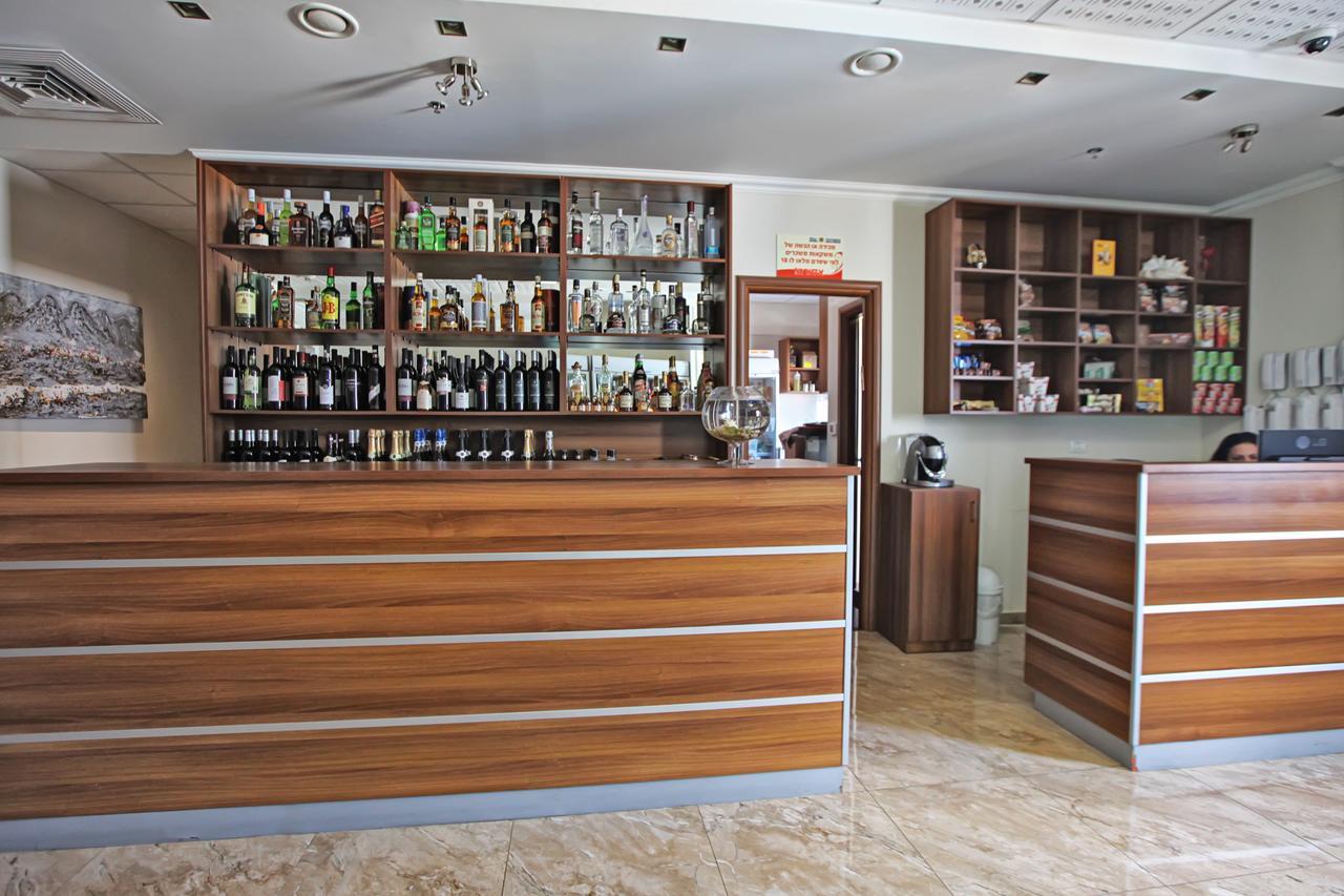 Hotel House Ришон-ле-Цион Экстерьер фото